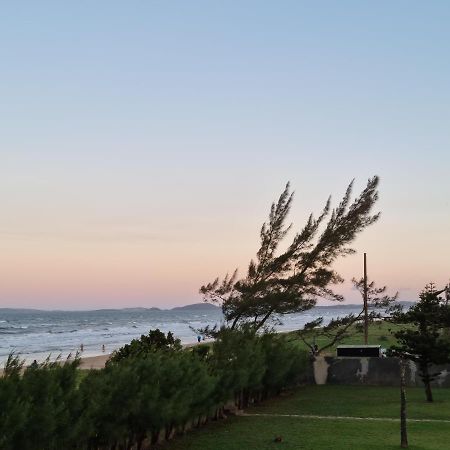 Apartamento Vista Mar – Pé na Areia Cabo Frío Exterior foto